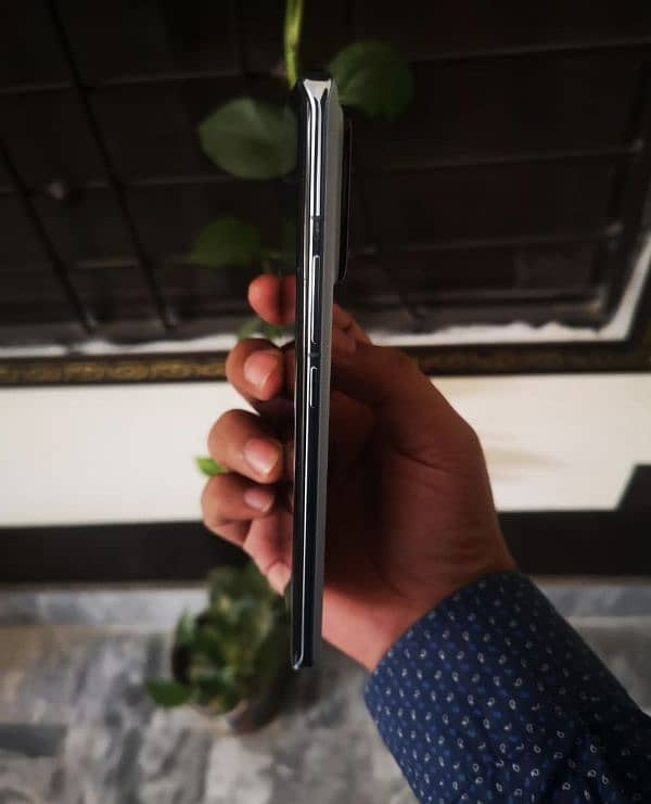 Xiaomi 13 pro. 12/256 GB official pta approved. 2