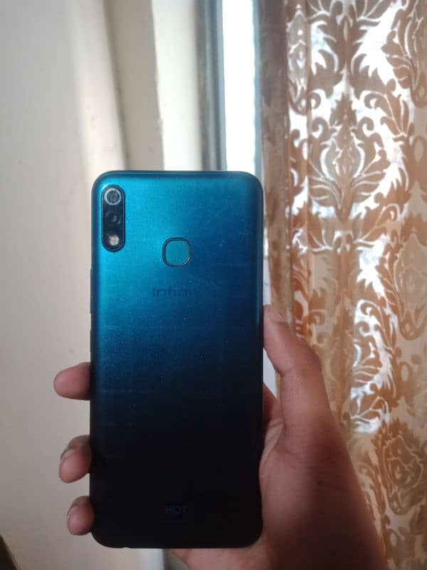 Infinix hot 8 lite 10k 0