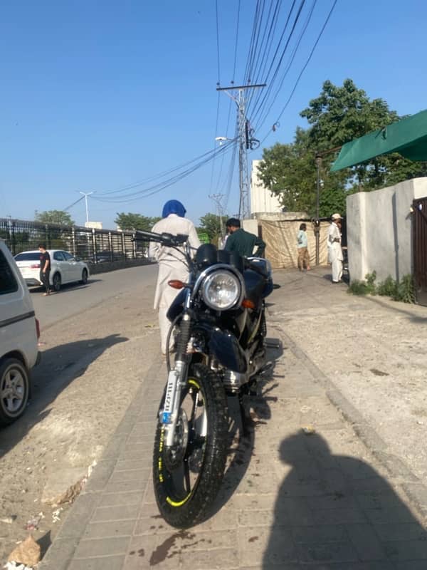 ybr 125G 0