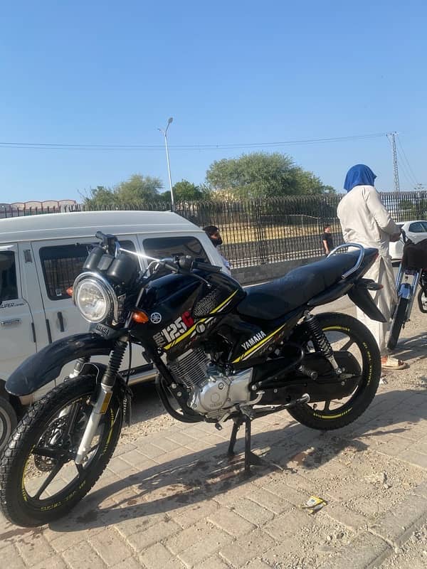 ybr 125G 3