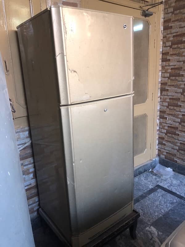 Fridge for sell (PEL) 1