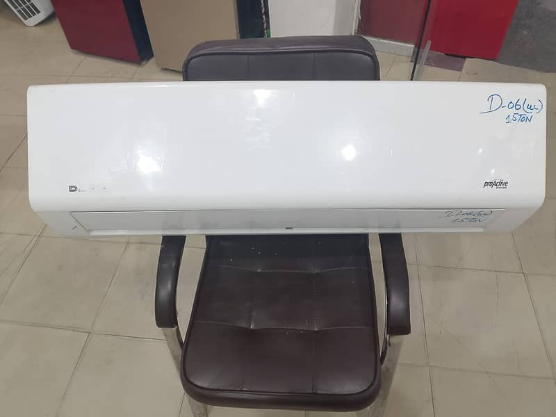 Dawlance 1.5 ton dc inverter D06UC year warranty(0306=4462/443)superbb 3
