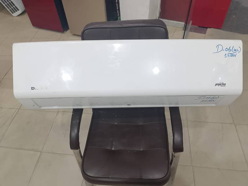 Dawlance 1.5 ton dc inverter D06UC year warranty(0306=4462/443)superbb 4