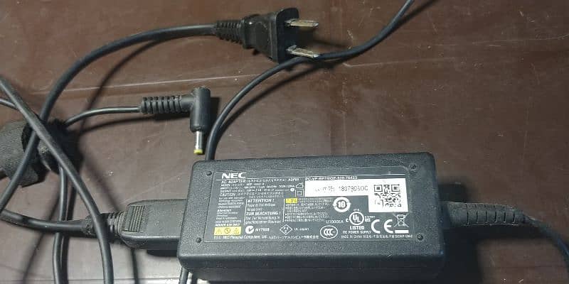 "Lenovo N42 Touchscreen Chromebook | 4GB RAM | Best for Study & Work " 7