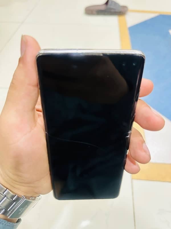 samsung s10 5g with box 2