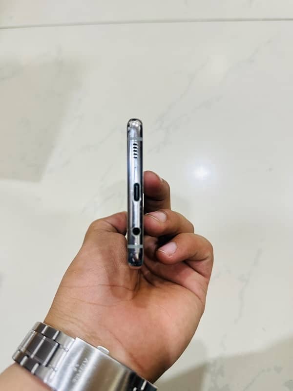 samsung s10 5g with box 4