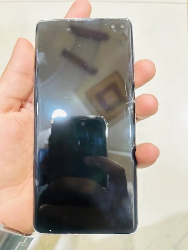 samsung s10 5g with box 6
