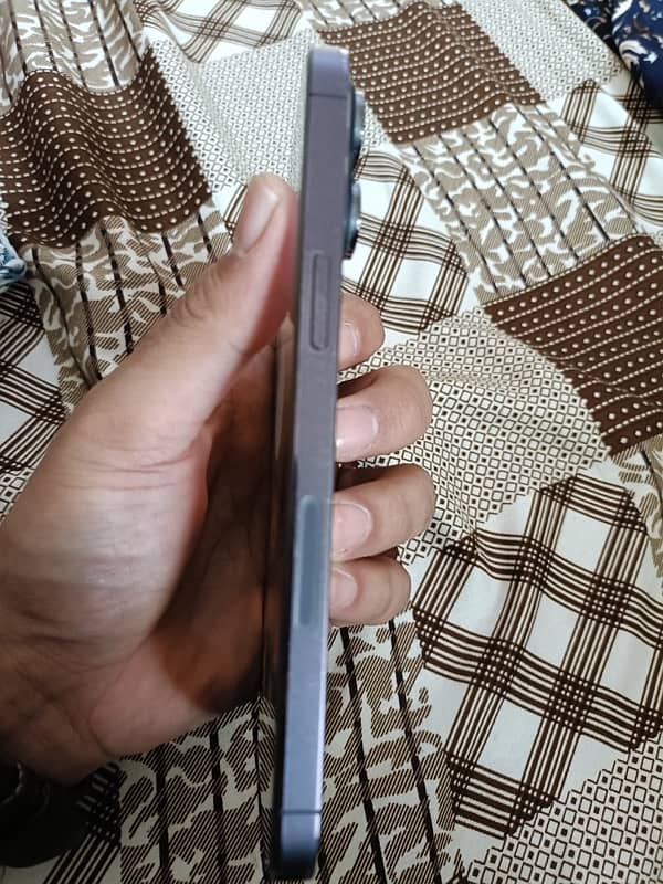 iPhone 14 Pro Max 3