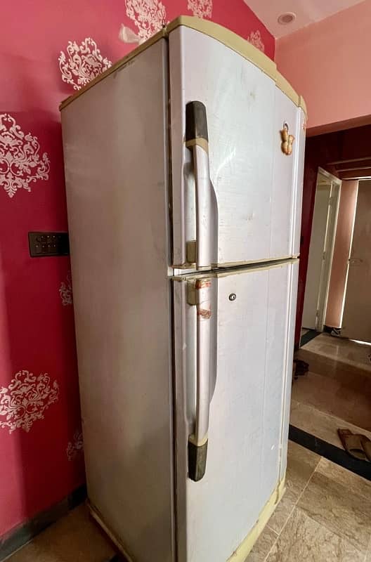 Pel Refrigerator (Crystal Classic Series) 3