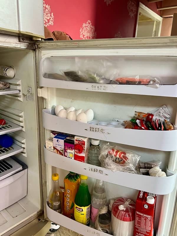 Pel Refrigerator (Crystal Classic Series) 9