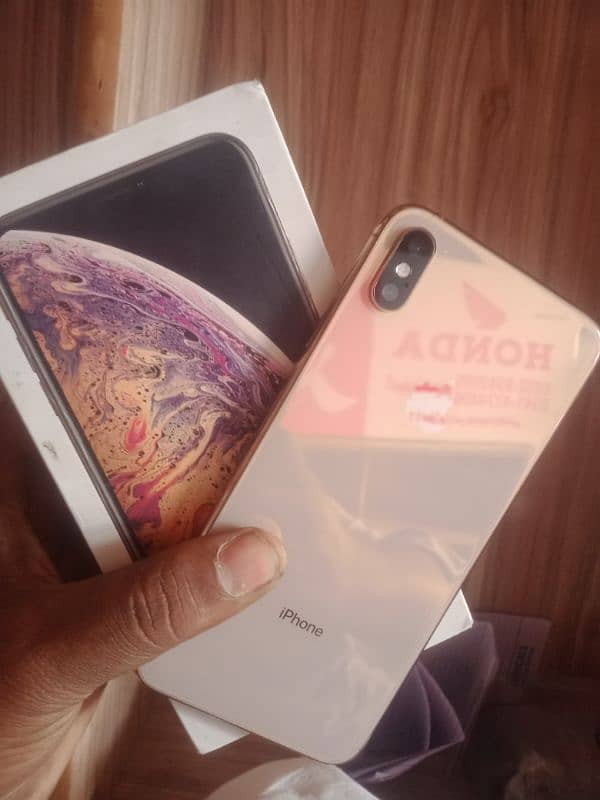 xsmax pta aproved 64 GB xchng possible 3