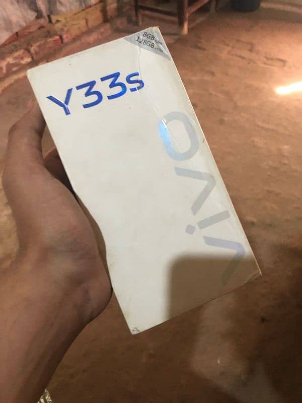 vivo y33s for sell 9/10 condition urgent sell 4