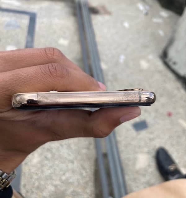 iphone xs max 64 gb 4