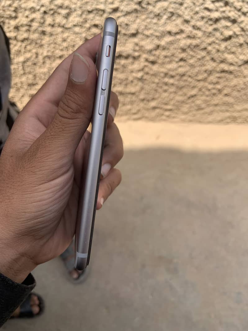 I phone 6 non pta panal origanl ha battery health 51 4