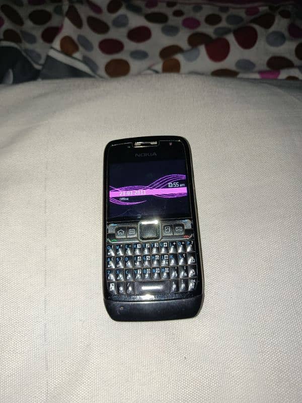 Nokia E71 mint condition 3
