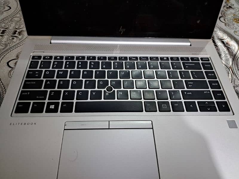Hp elite book 840 1