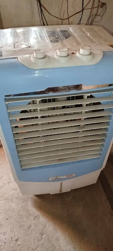 Air cooler inverter motor plastic body ice box 1 month use 3