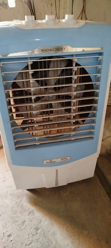 Air cooler inverter motor plastic body ice box 1 month use 5