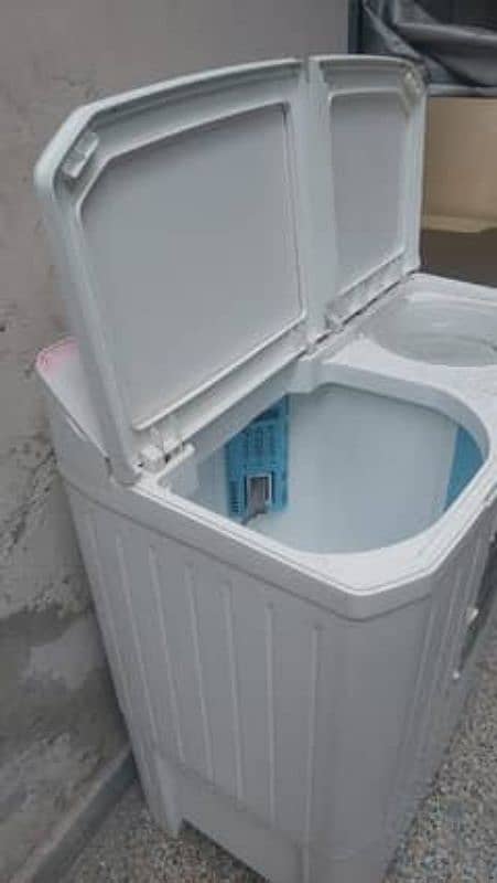 Kenwood opal twin tub washing machine 2