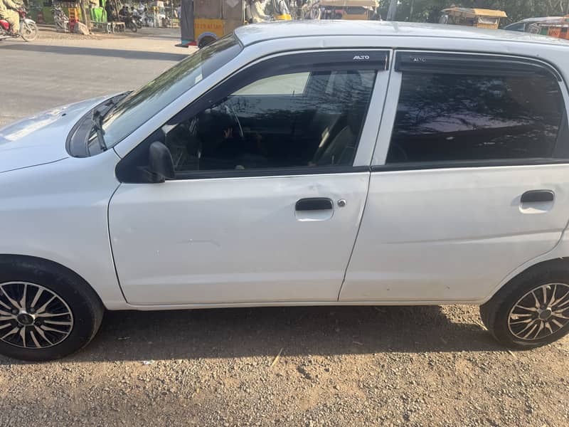 Suzuki Alto 2011 5