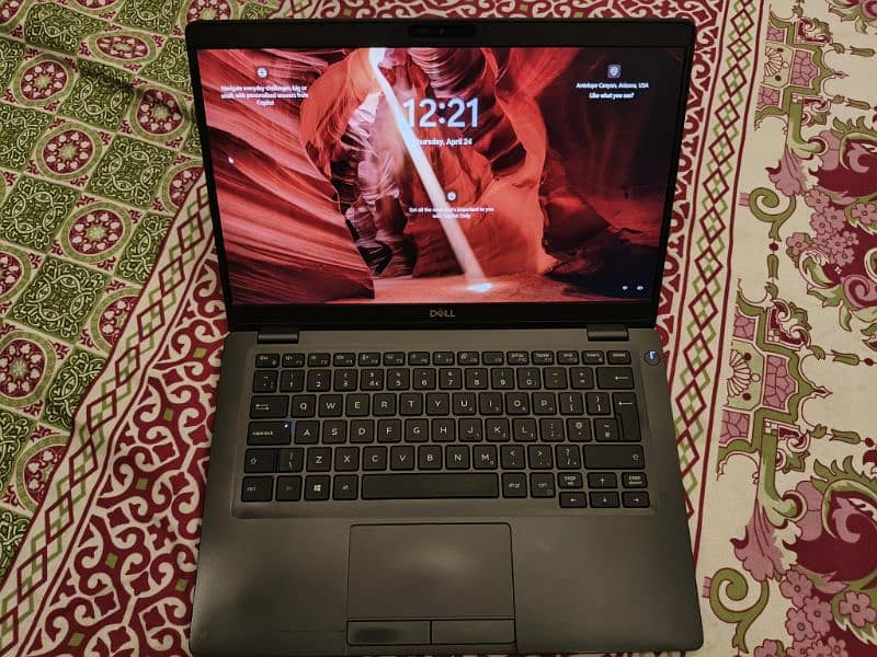 Dell i5 8th gen laptop 16 gb / 256 gb ssd model 5300 0