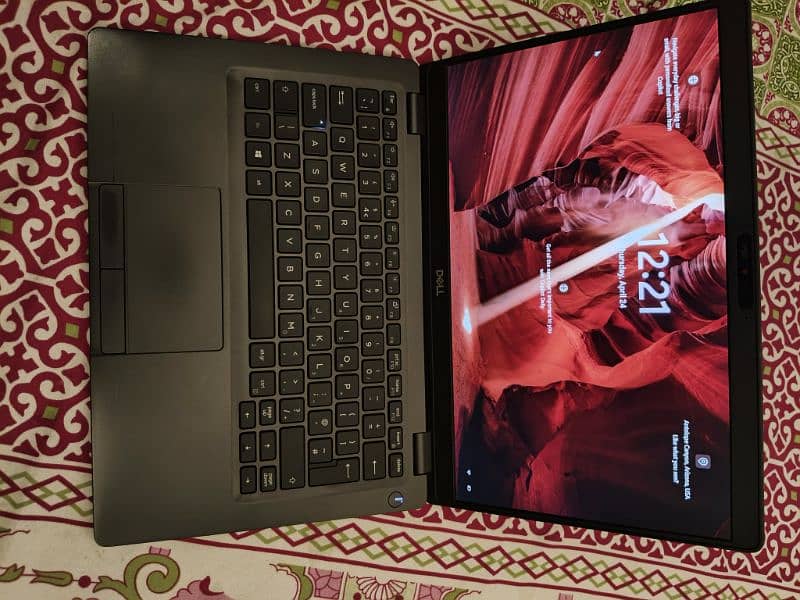 Dell i5 8th gen laptop 16 gb / 256 gb ssd model 5300 1