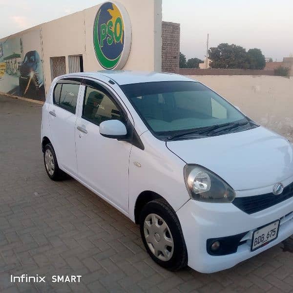 Daihatsu Mira 2015 available for sale . 0333.610. 4750 0