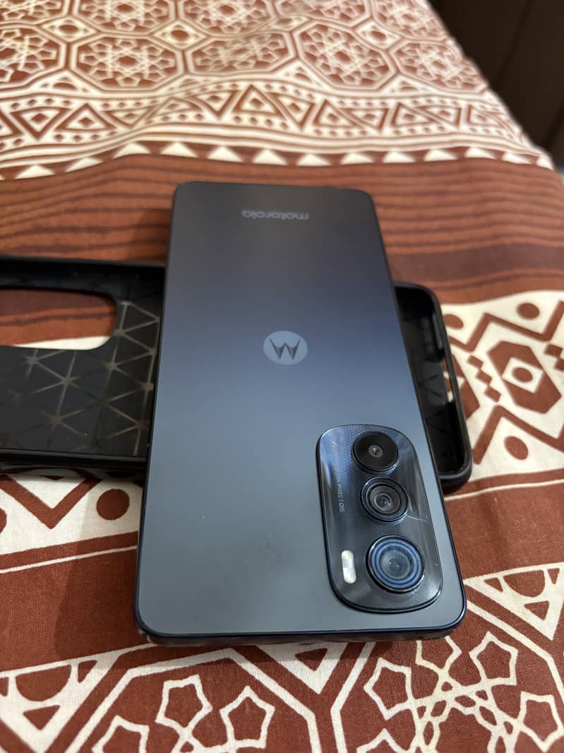 Motorola Edge 30 (Non PTA) 1