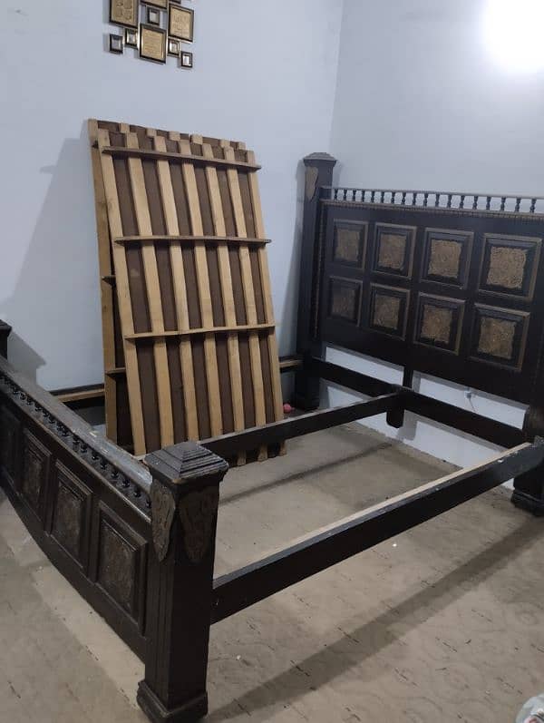 I'm sale bed set 3