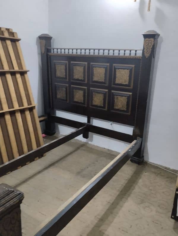 I'm sale bed set 4