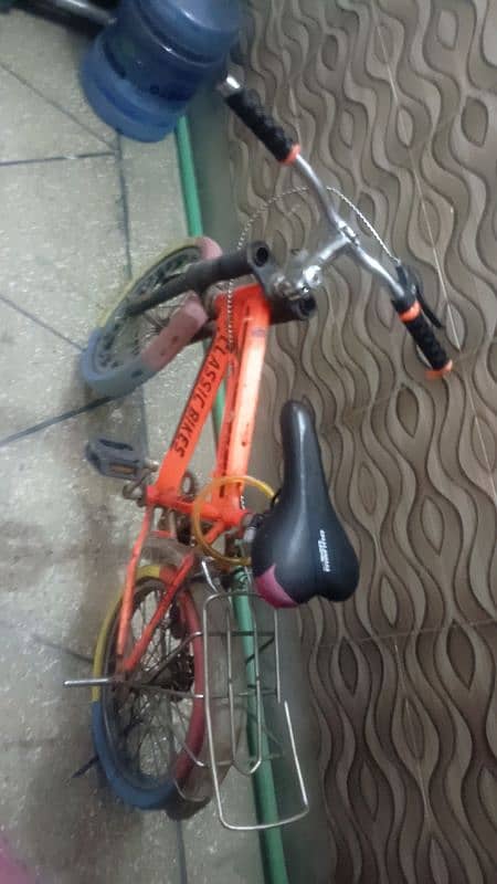 kids cycle 5 t0 10 years good condition 0