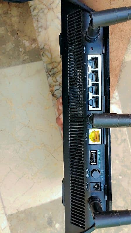 Netgear R6400 Ac1750 Long Range Router 1