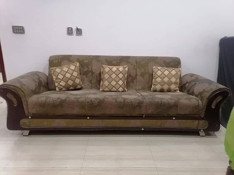 Sofa 3 Seater 3