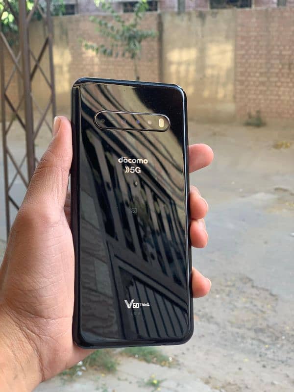LG V60 THINQ 5G 2