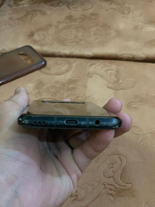 LG V60 THINQ 5G 4
