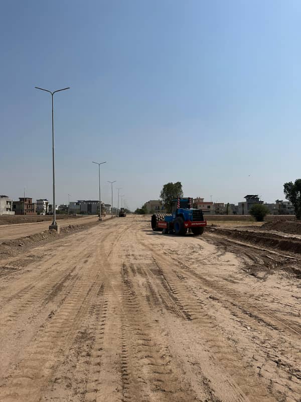 10 Marla Tulip Overseas Plots Available For Sale 100% Possession Wave Off 2