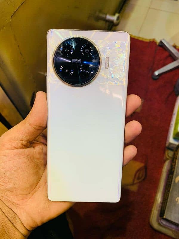 Tecno spark 20 pro plus 0