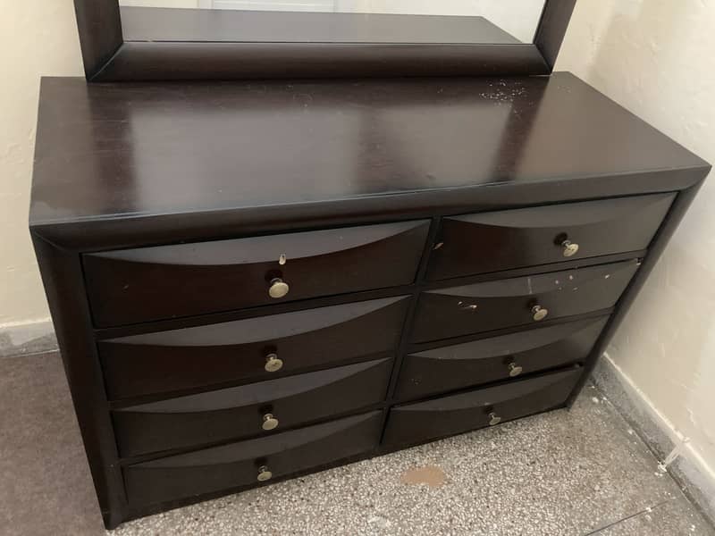 Dressing Table for sale 0