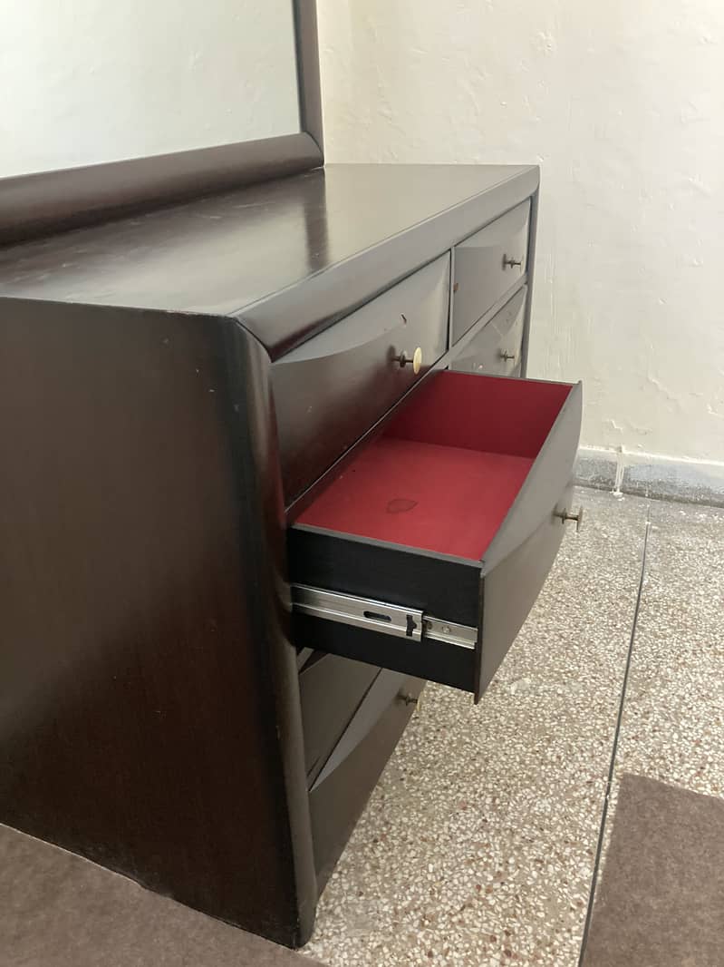 Dressing Table for sale 3