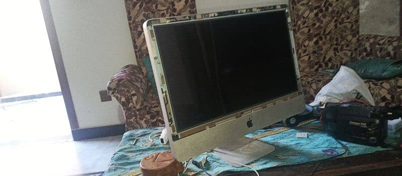 IMac computer 1