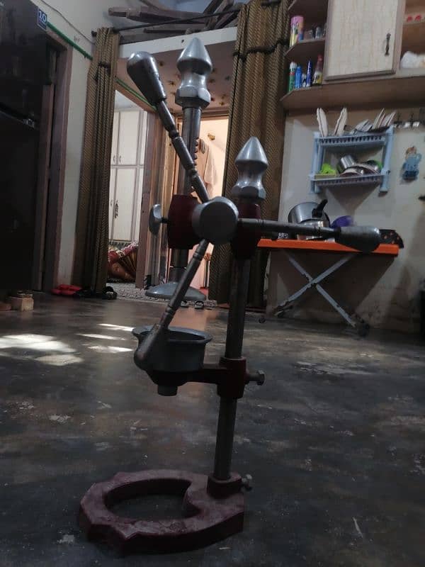 Hand Juicer Machine 1