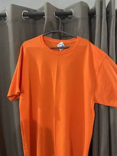 Orange t shirt