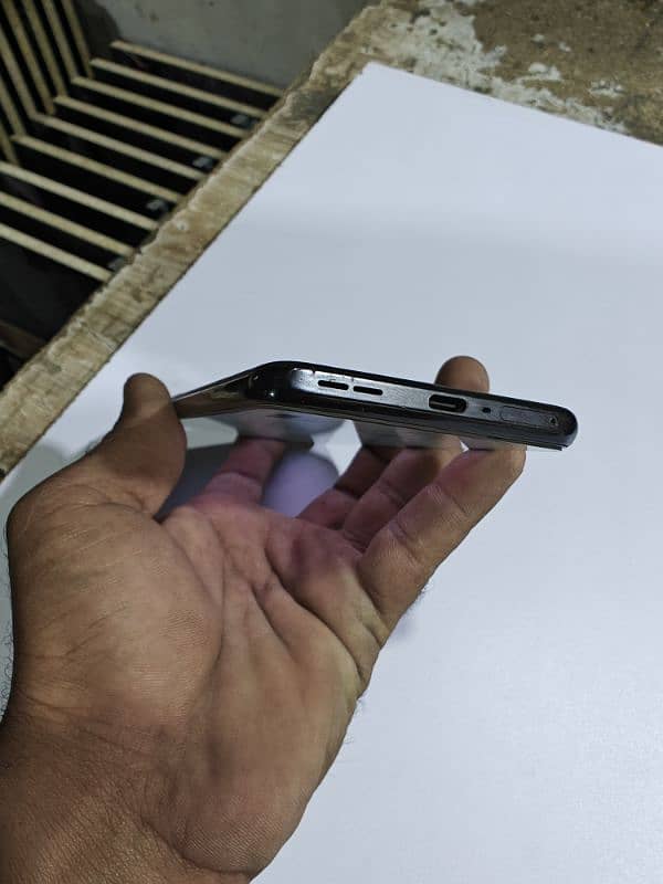 oneplus 10T NON PTA 6