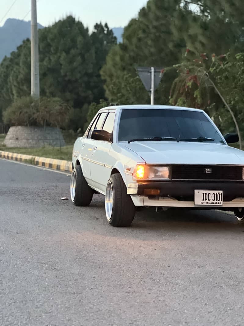 Toyota Corolla 1982 KE70 3