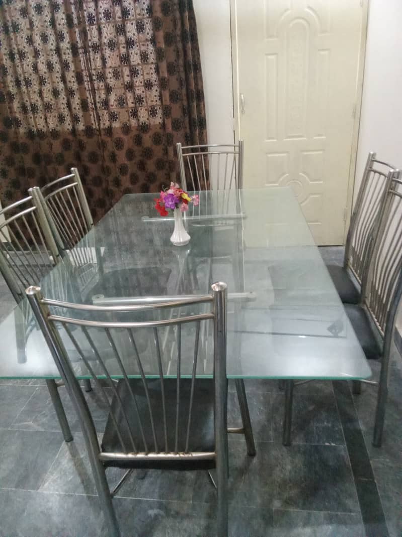 Dining table with 6 chairs 0