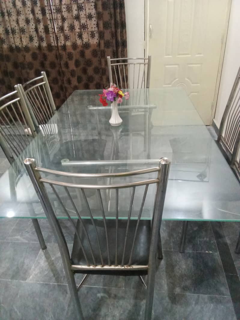 Dining table with 6 chairs 4