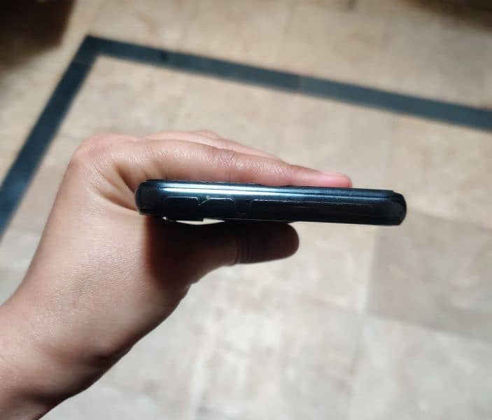 Samsung Galaxy A32 5G /Slightly used/Simlocked 2