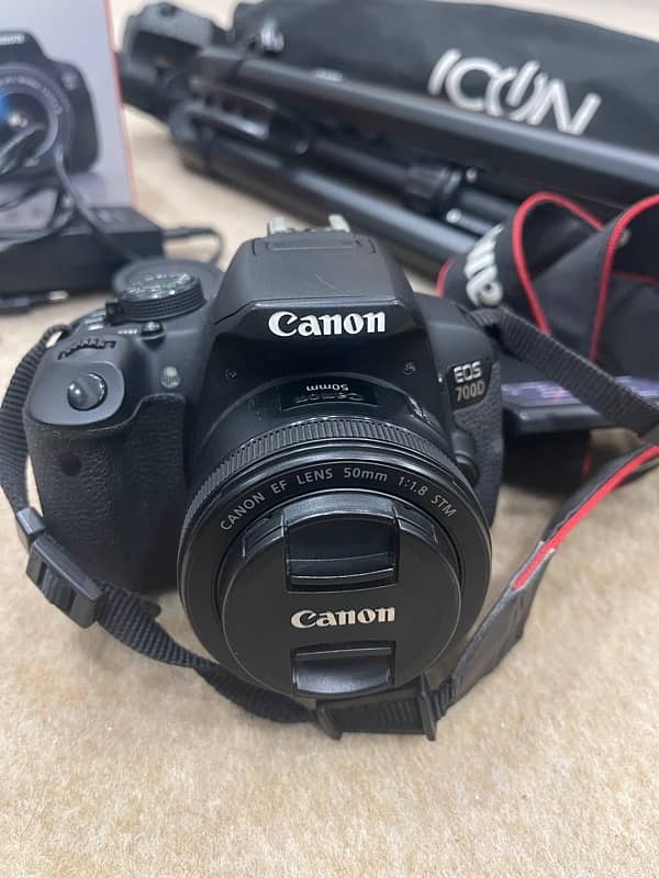 canon camera 700d dslr 50mm lens 18-55mm lens tripod stand camera bag 6