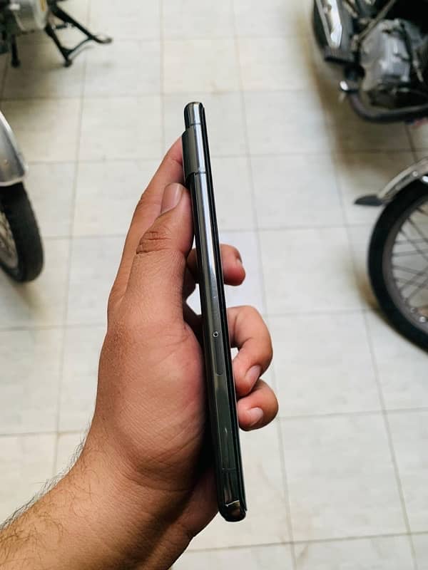 Google pixel 7 pro 12 gb ram 128 gb touch glass brake but working ok 2