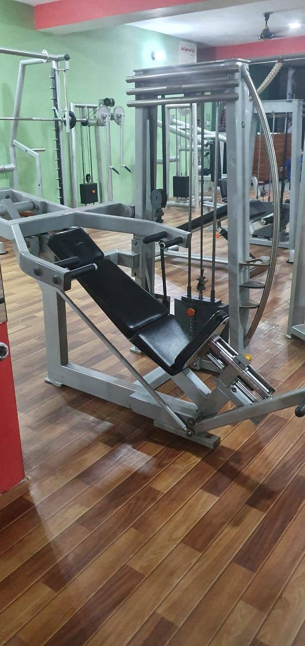 Weight Plates|Dummbells|Four Station|Full Gym setup|Treadmill 5